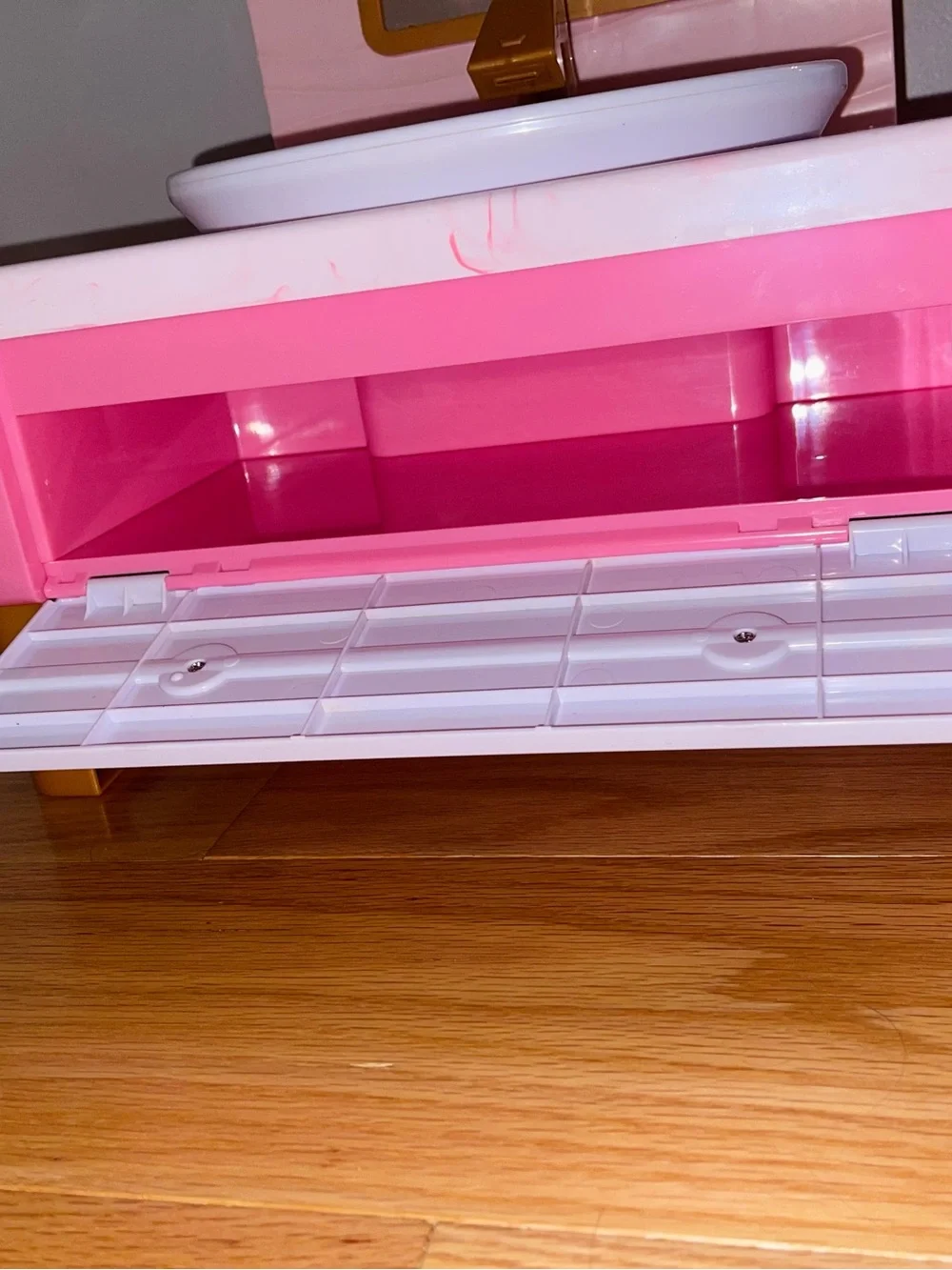Disney Pink and Gold Kids Vanity Sink with Mirror